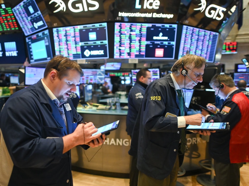 Los bonos en dólares cayeron fuerte y el riesgo país superó los 1.500 puntos
