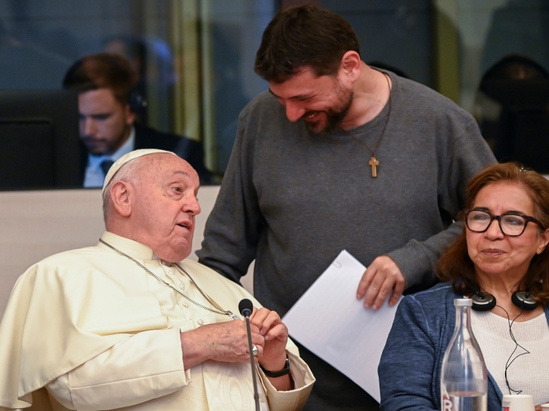 Dura crítica del Papa al Gobierno: «En vez de pagar la justicia social pagó el gas pimienta»