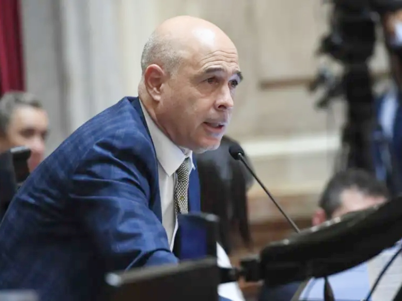 Abdala admitió que usa a sus asesores del Senado para hacer campaña en San Luis