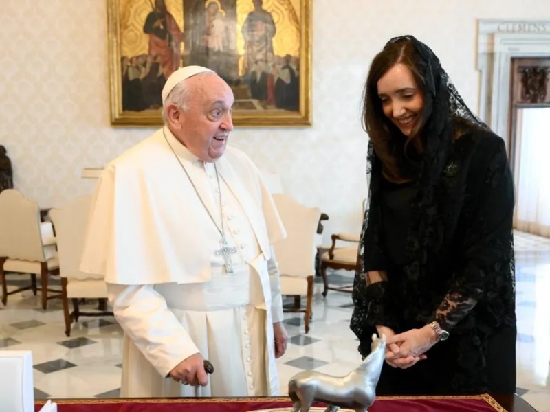 El papa Francisco recibió a Villarruel: «Fue una larga charla con clima cordial»