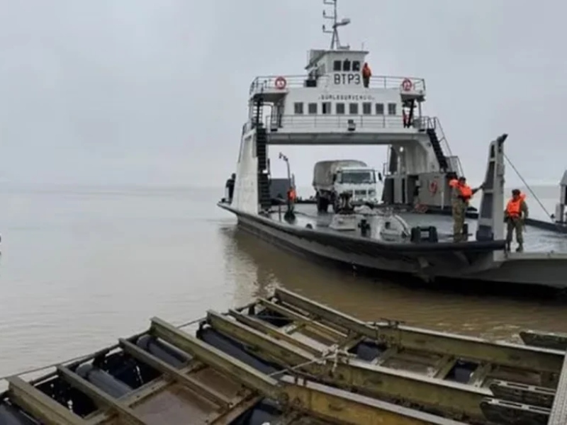 Hallaron una boina y una mochila que serían del sargento que cayó al río Paraná