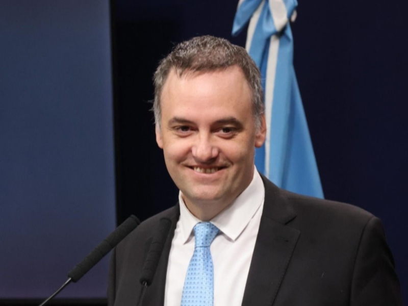 El Gobierno echó a 2.400 empleados contratados del Ministerio de Justicia