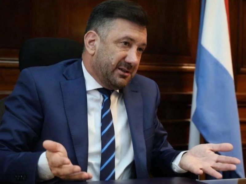 Revés para Kueider: rechazan habilitar la feria para tratar su expulsión del Senado