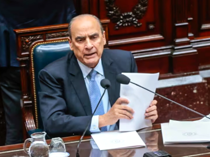 Francos criticó a Santiago Caputo por interrumpir la entrevista a Milei: «Nadie es superpoderoso»