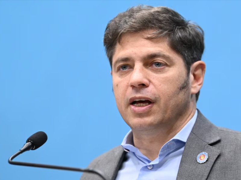 Kicillof dijo que «Milei armó un caos electoral» y no descartó desdoblar