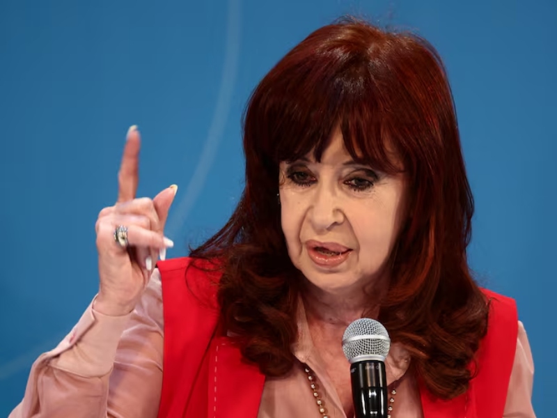 Cristina Kirchner cargó contra Milei por su discurso de Malvinas y lo tildó de «cipayo»