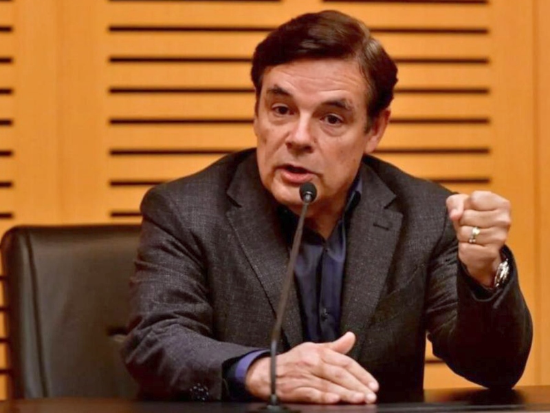 El Gobierno intenta despegarse del supuesto pacto Milei-Rovira para sabotear Ficha Limpia