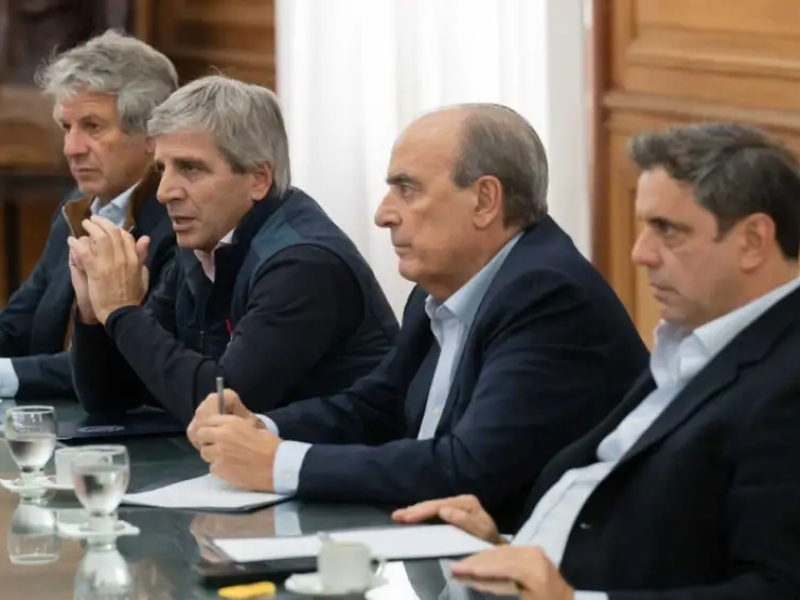 La Casa Rosada reunió a los gobernadores aliados para que apoyen el plan «dólares en el colchón»