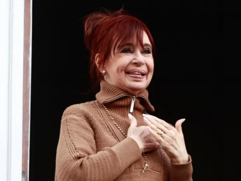 Mensaje de Cristina en el «banderazo»: críticas al plan económico de Milei y llamado para «volver»