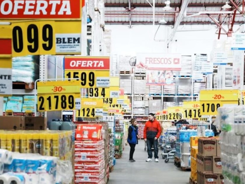 Los precios mayoristas cayeron 0,3% en mayo, la cifra más baja en 17 años