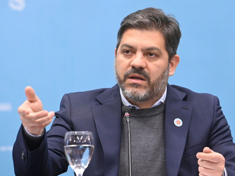 El gobierno de Kicillof no descarta cambiar la fecha de las elecciones bonaerenses