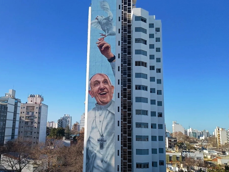 Inauguraron en La Plata el mural más grande del mundo dedicado al papa Francisco