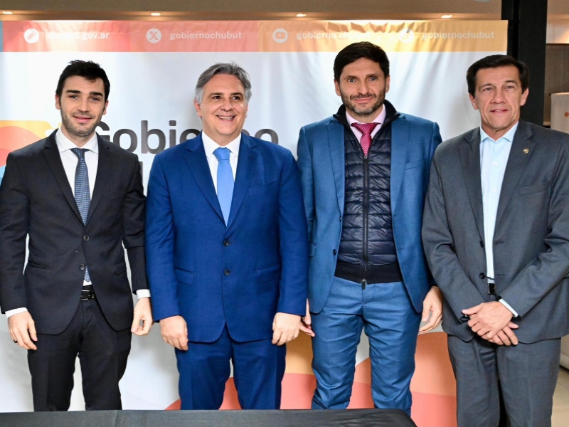 Gobernadores distanciados de Milei armaron un frente para competir en octubre a nivel nacional