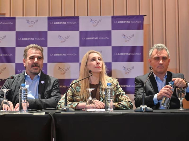 La Libertad Avanza y el PRO firmaron la alianza para competir en la Provincia: «La era K terminó»