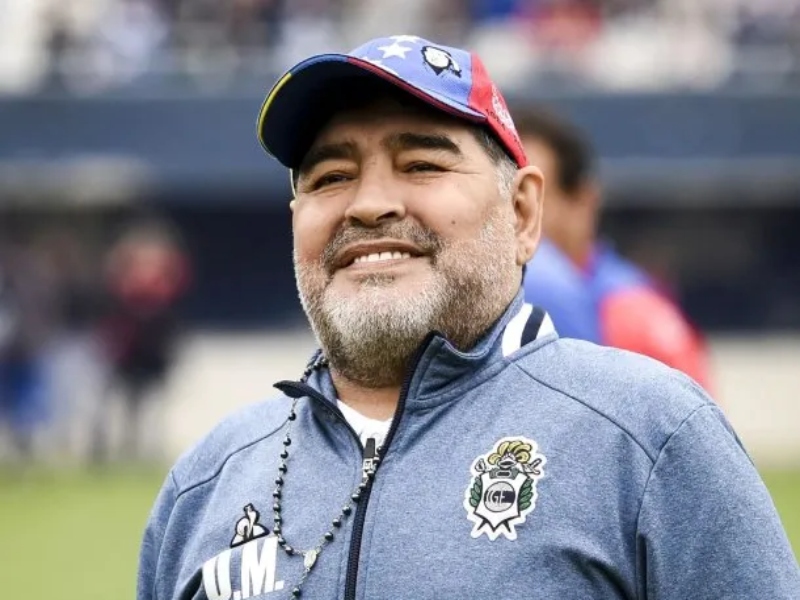 Maradona: el juez Rolón será el tercer integrante del tribunal para el nuevo juicio