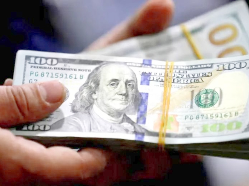 El BCRA aplica un aumento de los encajes para contener el precio del dólar