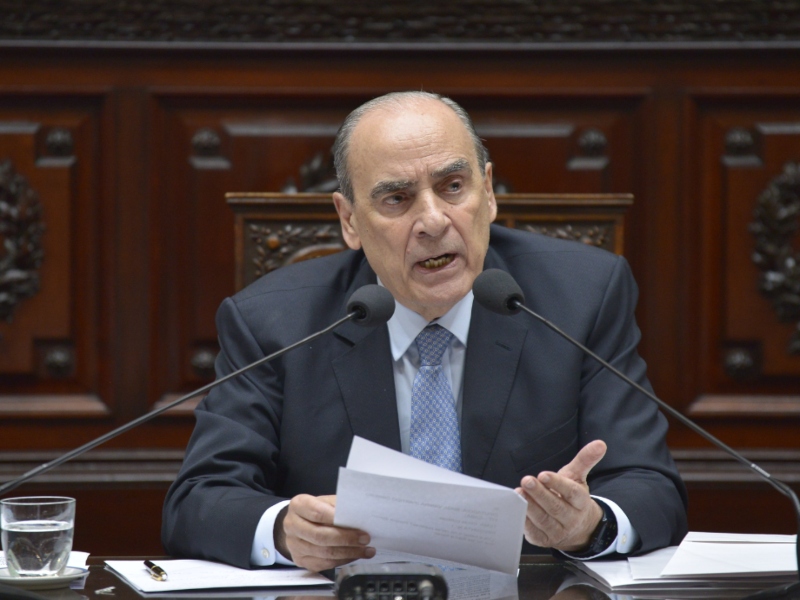 El Gobierno adelantó que «no podrá cumplir» las leyes en caso de que Diputados revierta los vetos