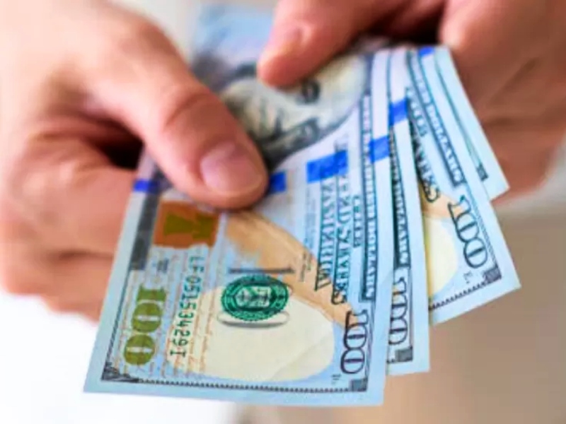 Vuelve el cepo: los compradores de dólar oficial no podrán operar con financieros