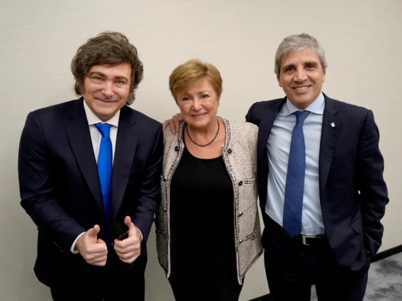 El FMI pide una suba del monotributo y que más trabajadores paguen Ganancias