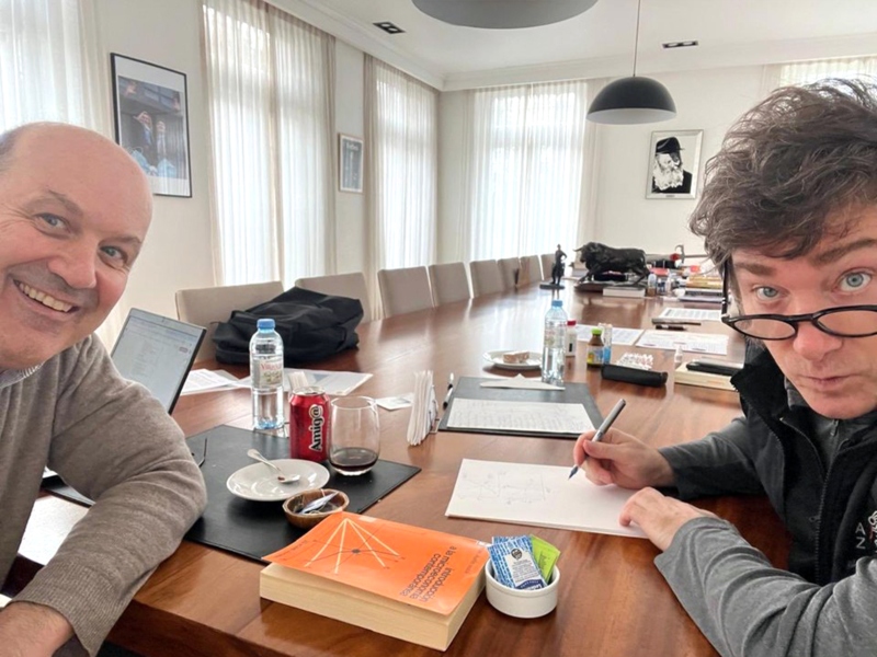 Paritarias por empresa y aumentos salariales por mérito: los puntos principales de la Reforma Laboral de Milei