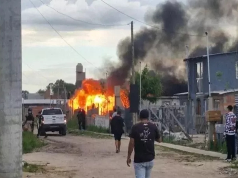 Mar del Plata: incendiaron la casa de un alumno de 10 años acusado de manosear a dos compañeras