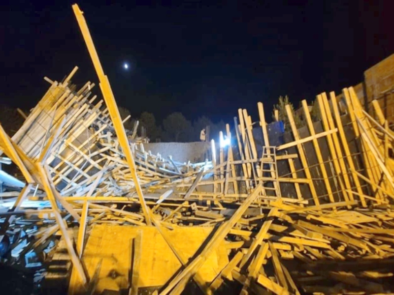 Se derrumbó una obra en Costa Esmeralda: un obrero muerto y otro grave