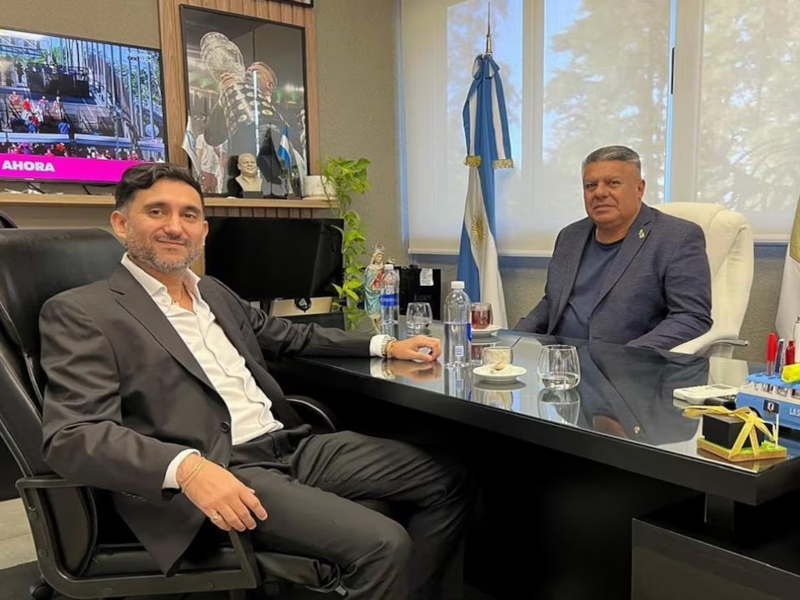 El Gobierno denunció por lavado de dinero y evasión al financista ligado al Chiqui Tapia