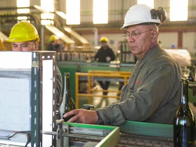 Industria: luego de 10 meses, la capacidad instalada se ubicó por encima del 60%