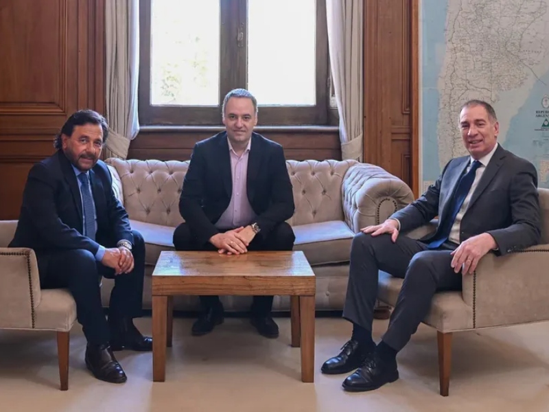 Santilli acelera la ronda con gobernadores para asegurar el Presupuesto 2026 y las reformas clave