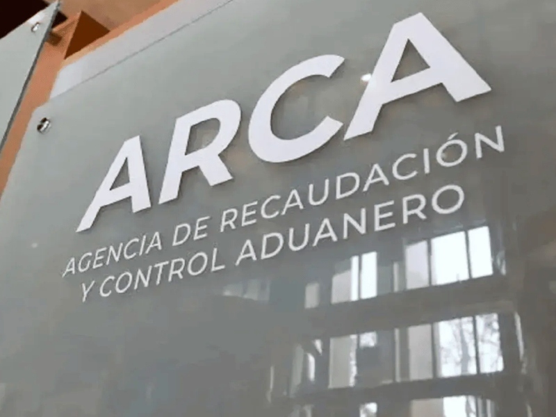 La recaudación tributaria tuvo una caída real del 7,6% en enero, presionada por la caída de la actividad