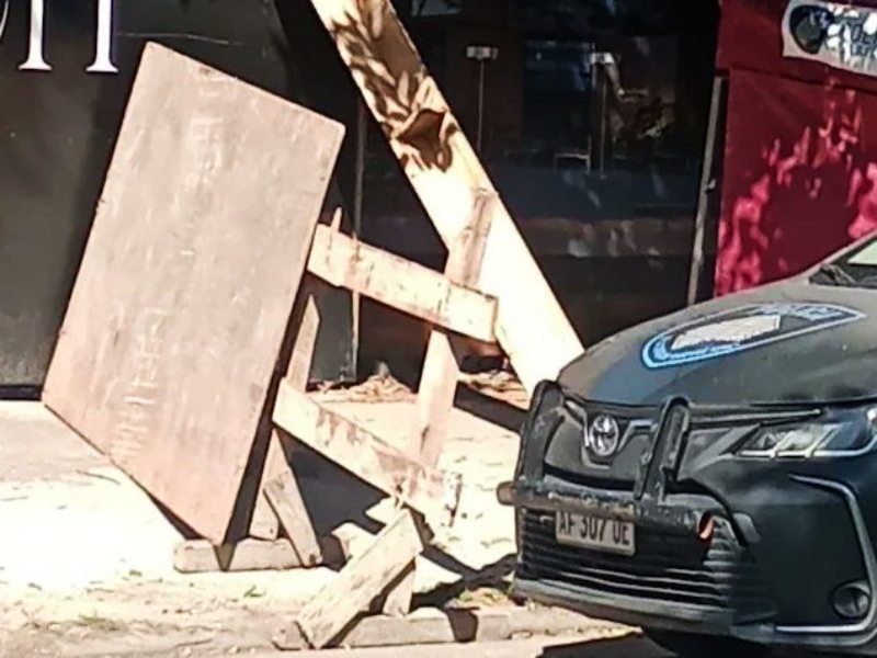 Tragedia en Villa Devoto: una joven de 20 años murió aplastada por un andamio