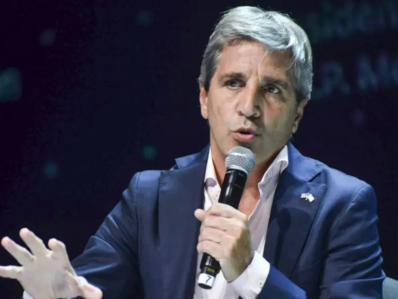 Caputo justificó los créditos del Banco Nación otorgados a funcionarios: «No hay nada ilegal»