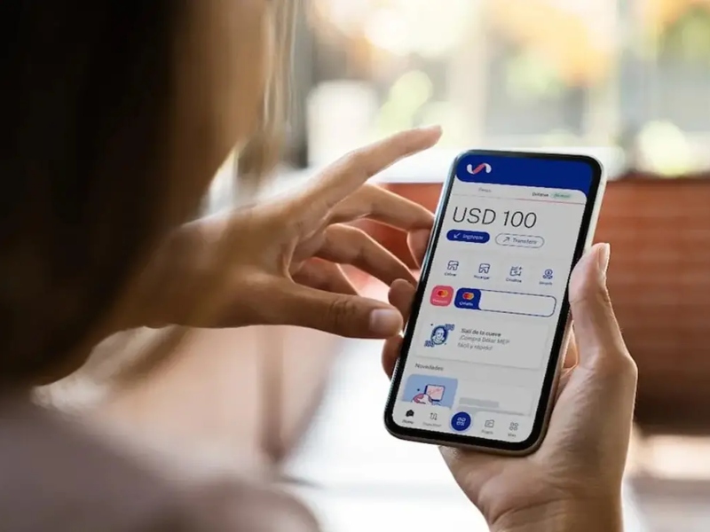 La mora en préstamos y tarjetas de hogares alcanza su nivel más alto en 20 años