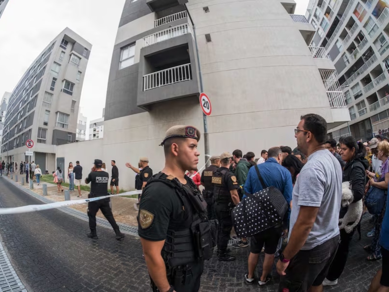 Parque Patricios: propietarios entraron  por la fuerza al edificio evacuado tras el derrumbe