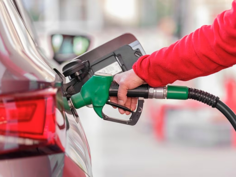 La nafta ya subió hasta 16% y prevén más aumentos por la escalada del petróleo