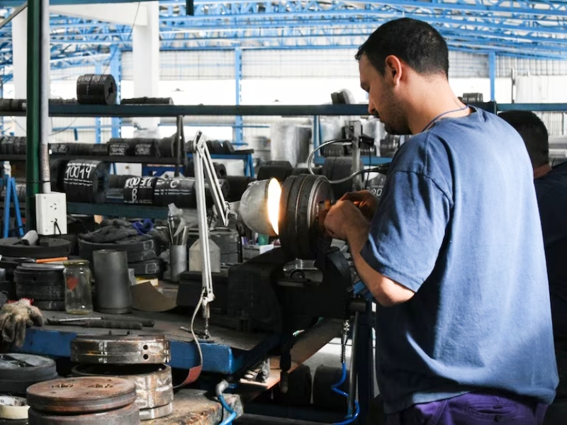 Industria: el uso de la capacidad instalada fue 53,6% y marcó el peor enero desde 2002