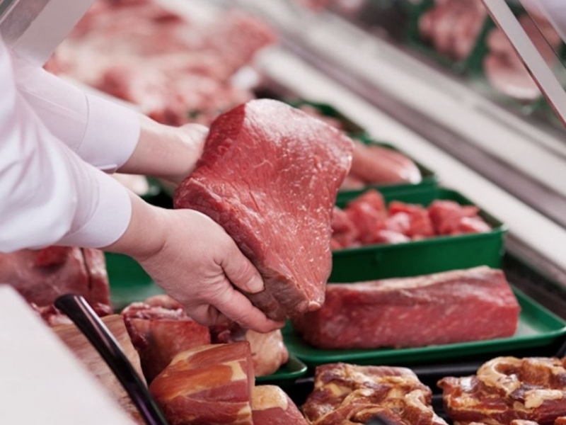 La carne subió 10,6% en marzo y acumula un alza de 70% en los últimos doce meses