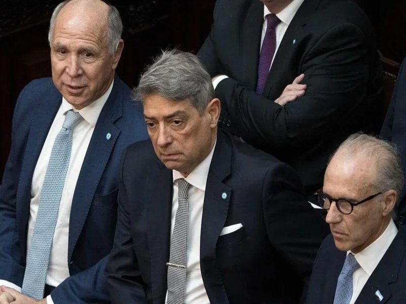 El Gobierno presentó un recurso en la Corte para que levante la suspensión de la reforma laboral