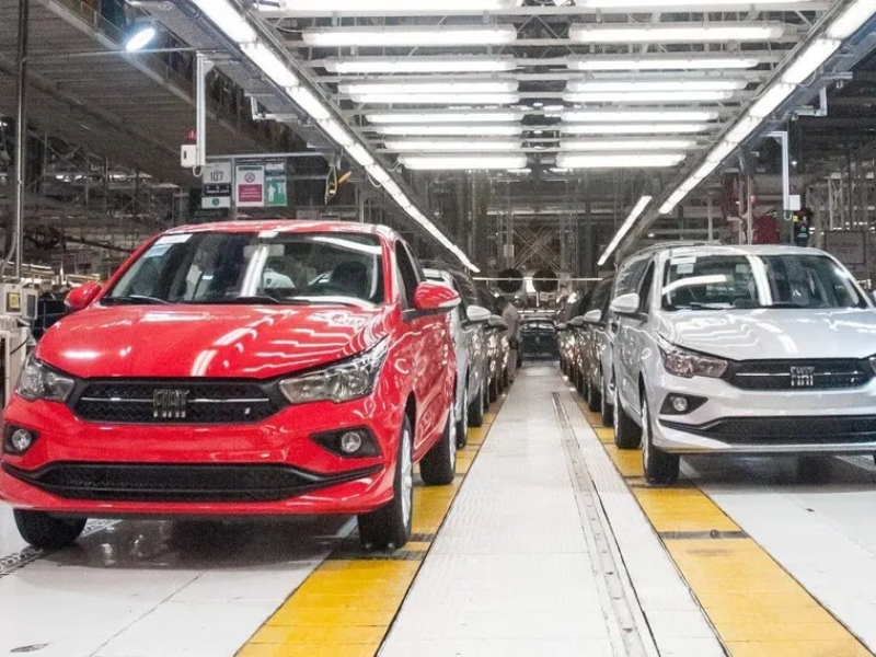 La venta de autos 0 km cayó en abril un 13,6% interanual y un 3,3% mensual
