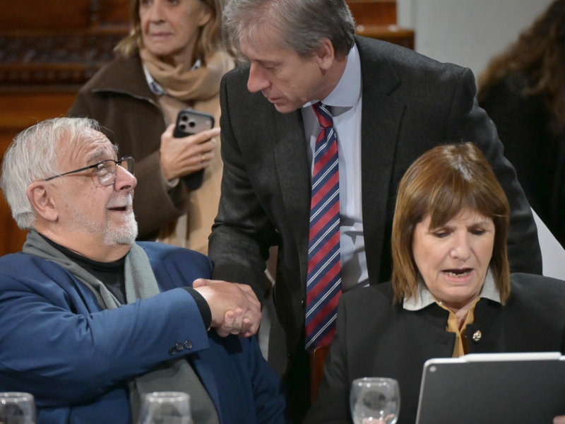 Senado: se pospuso una semana la sesión por Adorni y quedó cerca de la interpelación