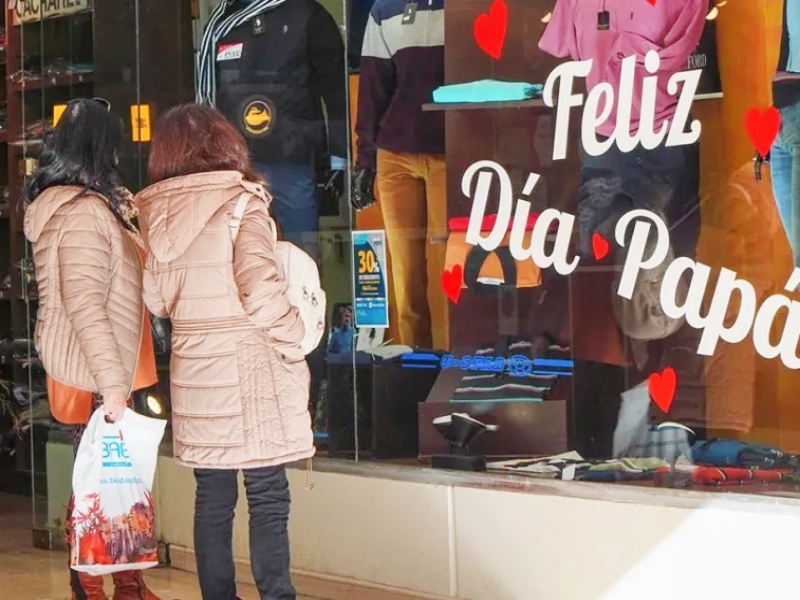Consumo: las ventas por el Día del Padre cayeron por cuarto año consecutivo