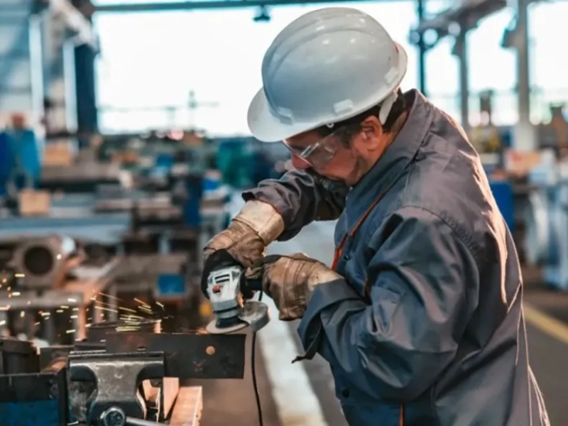La economía acumuló un crecimiento de 2,1% en el primer cuatrimestre