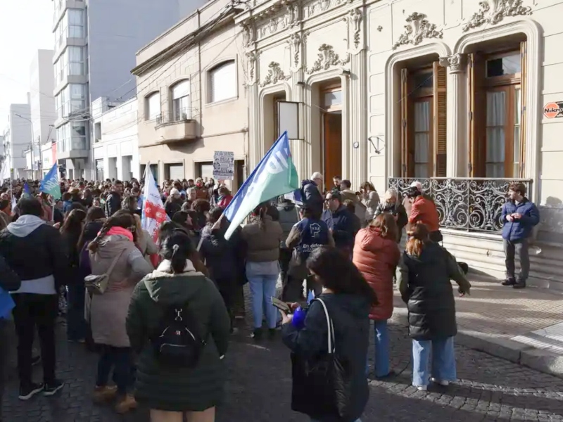 Tandil: un alumno le fracturó la mandíbula y el pómulo a su profesor de música