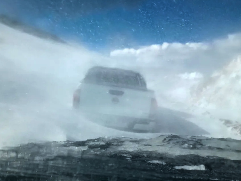 Más de 100 turistas quedaron varados en un mirador de Catamarca por una tormenta de nieve