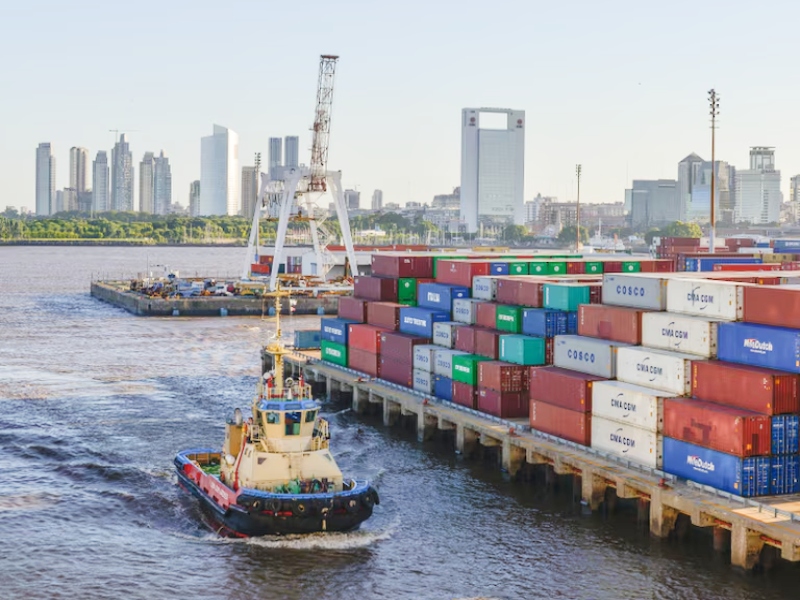 Prefectura Naval intimó a más de 500 empleados a levantar el paro en los puertos