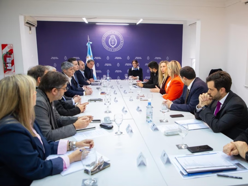 El Gobierno sigue de cerca la evolución de León XIV y trabaja sin cambios en la agenda de la visita